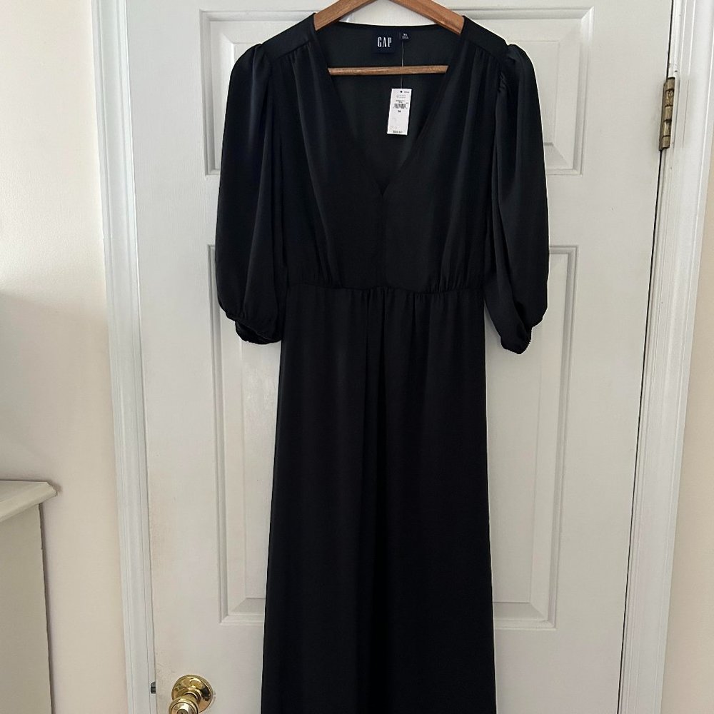 NWT GAP Black Blouson Cutout Maxi Dress